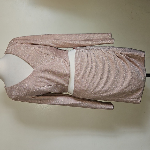 Dresses & Skirts - Sparkly long sleeve crop top and skirt set size Xlarge junior